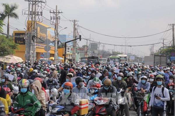 Công điện của Thủ tướng về việc tổ chức đưa đón người dân có nhu cầu về quê