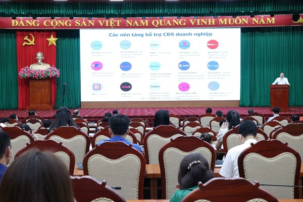 Tháo gỡ khó khăn trong chuyển đổi số