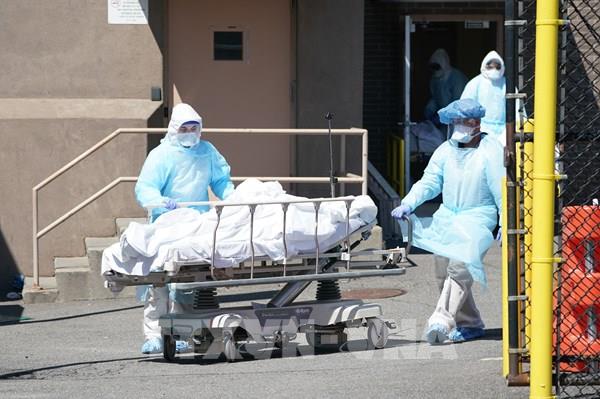 Số ca tử vong do dịch COVID-19 tại Mỹ vượt 700.000