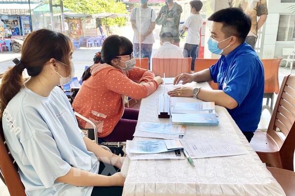 Thành phố Hồ Chí Minh chăm lo, hỗ trợ hơn 2,4 triệu công nhân lao động