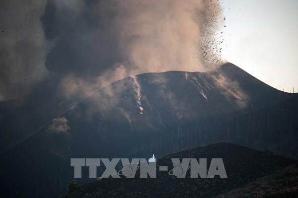 Tây Ban Nha dành 239 triệu USD hỗ trợ đảo La Palma