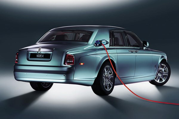 Rolls-Royce sẽ chỉ sản xuất ô tô điện từ năm 2030