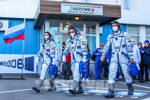 Diễn viên và đạo diễn Nga đã "cập bến" ISS để làm phim