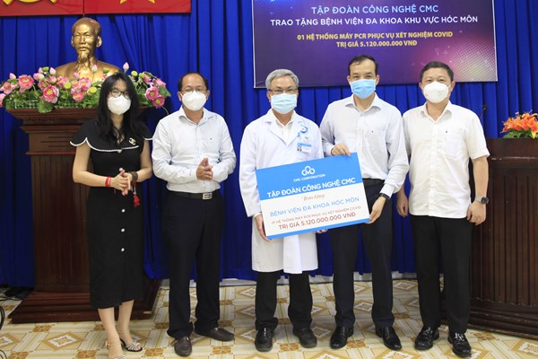 CMC trao tặng hệ thống xét nghiệm COVID-19 trị giá hơn 5 tỷ đồng