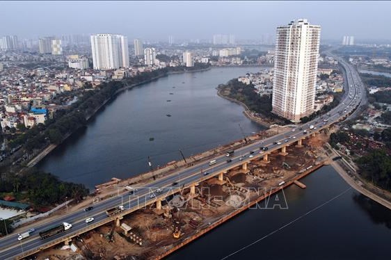 Hà Nội mở thêm lối lưu thông, giảm tải cho các cây cầu