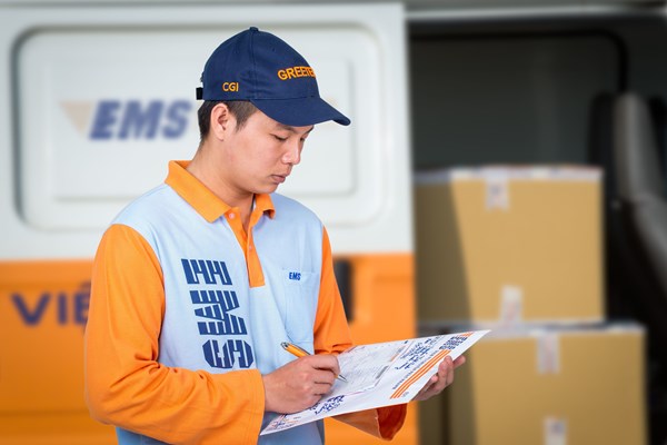 Chuyển phát toàn diện cho khách hàng tài chính, ngân hàng