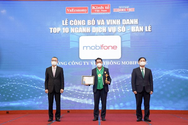 MobiFone được vinh danh trong Top 10 ngành Dịch vụ số - Bán lẻ Thương hiệu mạnh Việt Nam