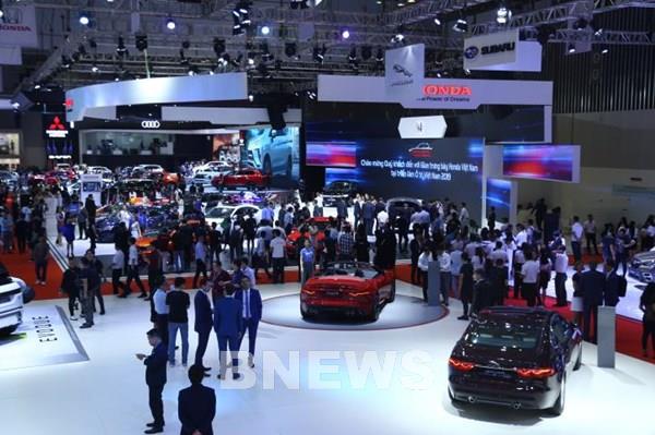 Không tổ chức Triển lãm Ô tô Việt Nam 2021