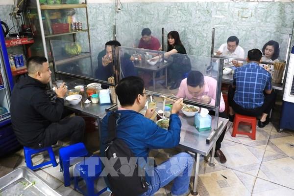 Hà Nội cho phép dịch vụ ăn uống hoạt động sau 21h