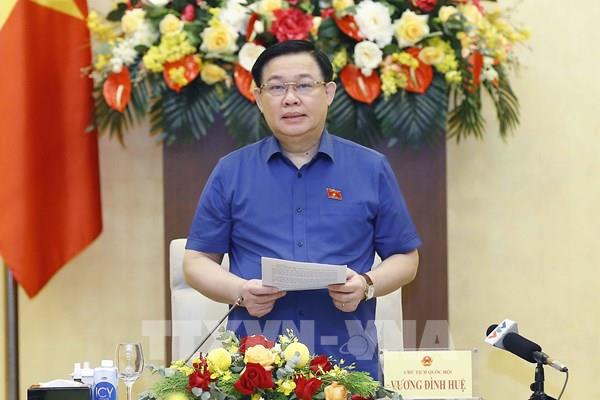 Chủ tịch Quốc hội chủ trì buổi làm việc về chính sách tài khóa và chính sách tiền tệ