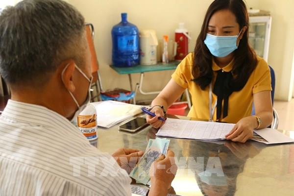 Hà Nội có những chính sách nào hỗ trợ lao động khó khăn?