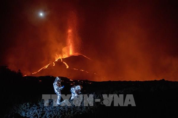 Tây Ban Nha: Nhiều chuyến bay bị hủy do tro bụi núi lửa