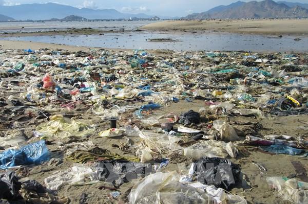 VCCI góp ý xây dựng dự thảo về quy định thu phí cấp giấy phép môi trường