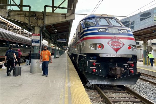 Thủ đô Washington dỡ bỏ quy định đeo khẩu trang trong không gian khép kín 