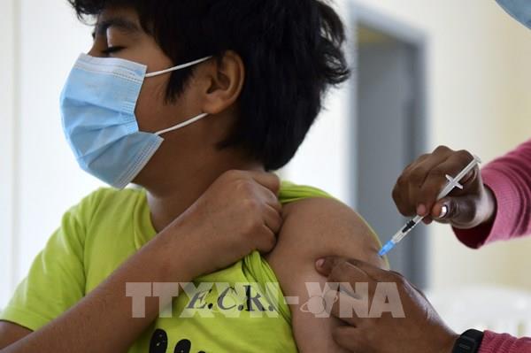 Vaccine của Pfizer/BioNTech đạt hiệu quả bảo vệ cao đối với thanh thiếu niên