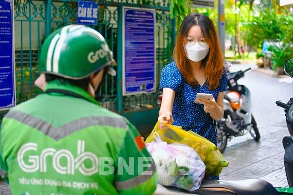 Grab tiếp tục hỗ trợ tiêu thụ nông sản cho các tỉnh miền Trung và miền Nam