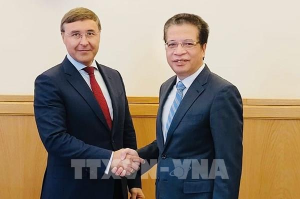 Nga coi trọng phát triển quan hệ hợp tác giáo dục đào tạo với Việt Nam