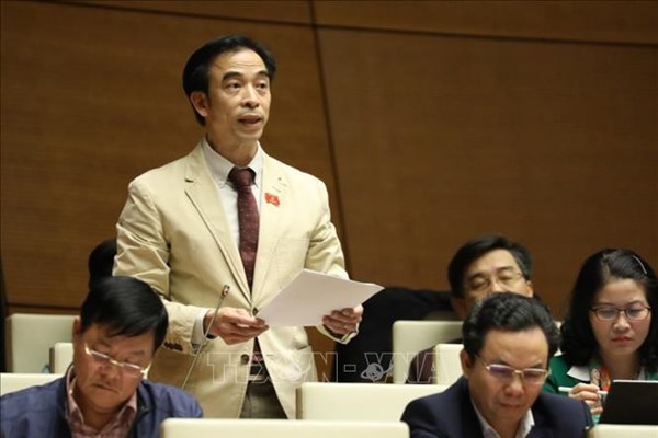 Đình chỉ công tác Giám đốc Bệnh viện Bạch Mai Nguyễn Quang Tuấn