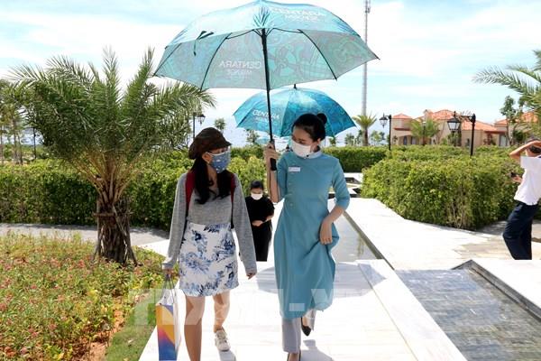 Bình Thuận đón những du khách đầu tiên trong giai đoạn bình thường mới