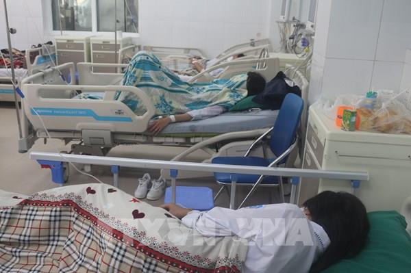 13 học sinh nhập viện do ăn kẹo có chất kích thích