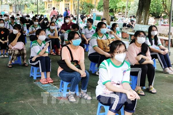 Thành phố Hồ Chí Minh chính thức tiêm vaccine ngừa COVID-19 cho học sinh