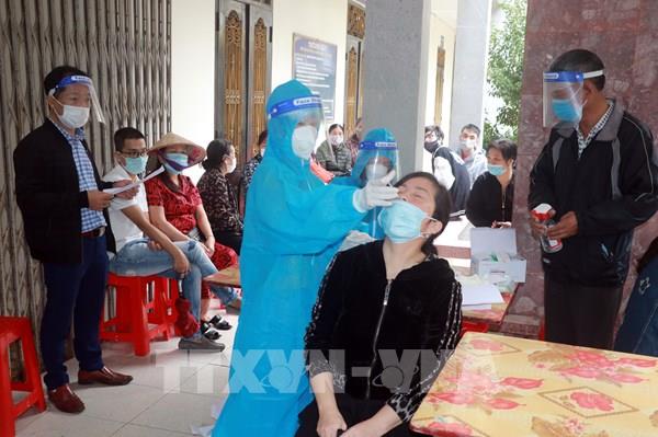 Ngày 31/10, có 5.519 ca mắc COVID-19, tăng 280 ca so với hôm trước