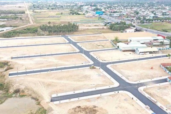 Có được hợp thửa đất trong diện quy hoạch phân lô?