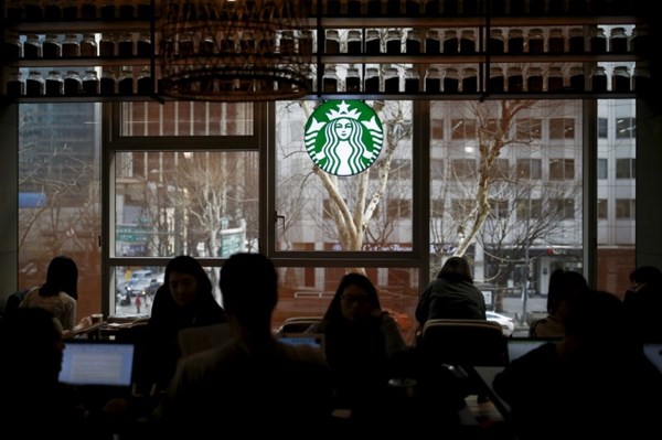 Starbucks sẽ tăng lương nhân viên ở Mỹ trong thời ... - Bnews.vn