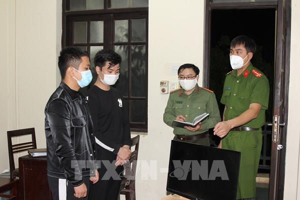 Bắt 2 đối tượng lừa đảo chiếm đoạt tài sản qua Facebook