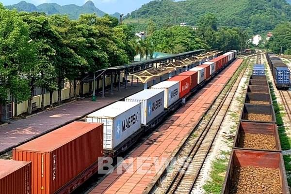 Đề xuất đầu tư hơn 2.200 tỷ đồng đấu nối ray ga Lào Cai và Hà Khẩu Bắc (Trung Quốc)