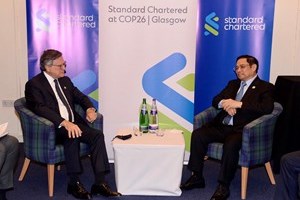 Ngân hàng Standard Chartered cam kết đầu tư 8 tỷ USD phát triển bền vững ở Việt Nam