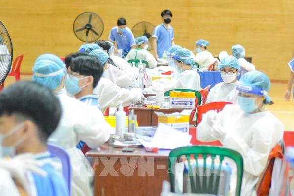 Đà Nẵng bắt đầu tiêm vaccine phòng COVID-19 cho trẻ từ 15 đến 17 tuổi