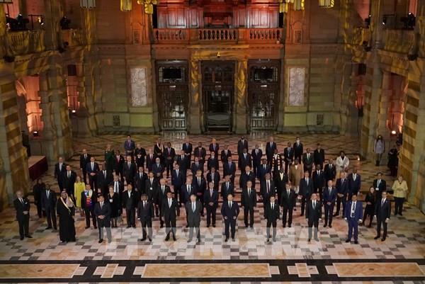 Hội nghị COP26: Hơn 100 lãnh đạo thế giới cam kết bảo vệ "lá phổi của hành tinh"