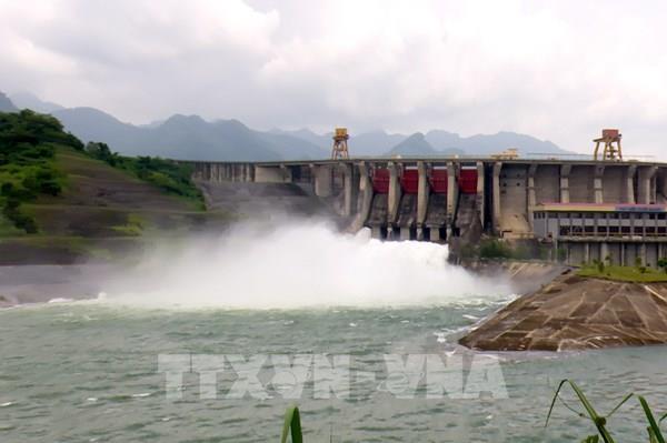 15 giờ ngày 3/11, mở cửa xả lũ tại Thủy điện Tuyên Quang