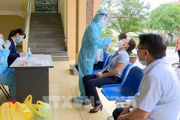 Quảng Ninh nâng cấp độ dịch một số địa bàn do có ca mắc COVID-19 không rõ nguồn lây