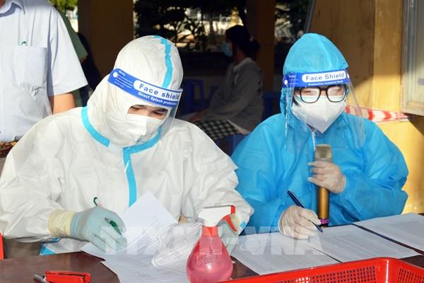 Ngày 4/11 ghi nhận 6.580 ca mắc COVID-19, tăng 401 ca so với ngày trước