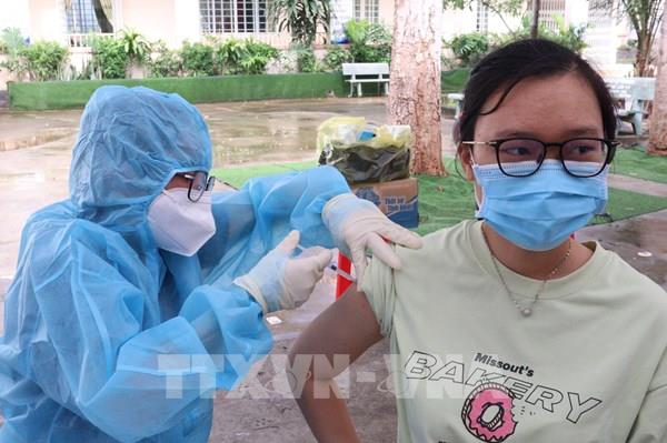 Bình Phước: Độ phủ vaccine phòng COVID-19 mũi 2 chỉ 15,7%, dịch tăng nhanh