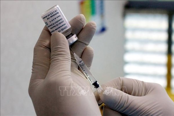 Hà Nội thông tin về sự cố tiêm chủng nhầm vaccine cho 18 trẻ em ở Quốc Oai