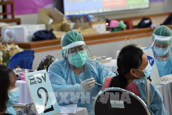 Thái Lan thông qua ngân sách hỗ trợ phát triển vaccine ngừa COVID-19 nội địa