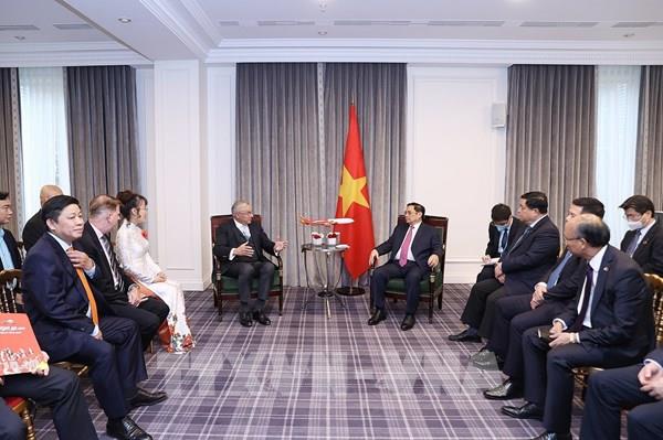 Thủ tướng Phạm Minh Chính tiếp một số doanh nghiệp, tập đoàn lớn của Pháp