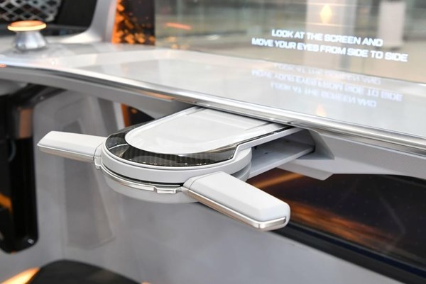 Hyundai Mobis phát triển vô-lăng có thể gập lại được cho các dòng xe tương lai