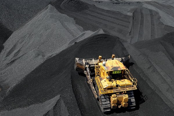 Australia sẽ duy trì khai thác than đá trong nhiều thập kỷ tới