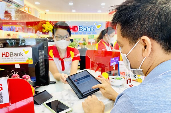 HDBank ước lợi nhuận 6 tháng vượt kế hoạch, sắp chia cổ tức tỷ lệ 25%
