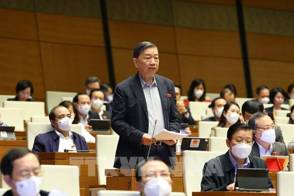 "Lùm xùm" chuyện từ thiện của nghệ sỹ làm nóng nghị trường Quốc hội