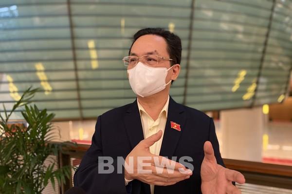Bên lề Quốc hội: Phân bố lại lao động để phục hồi sản xuất