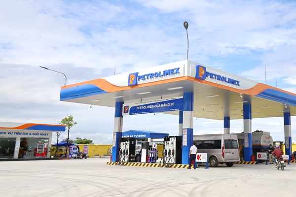 Quỹ bình ổn xăng dầu Petrolimex tăng lên 305 tỷ đồng