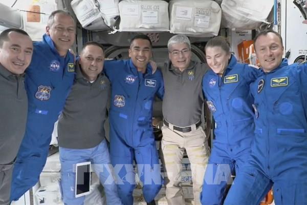 Tàu vũ trụ của SpaceX ghép nối thành công với Trạm ISS