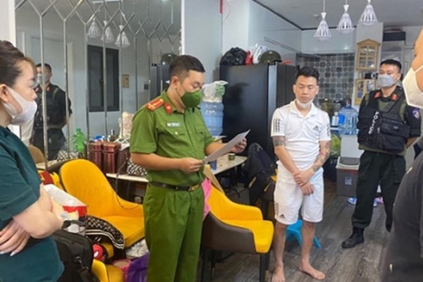 Khởi tố 14 bị can trong đường dây đánh bạc trực tuyến 30 nghìn tỷ đồng