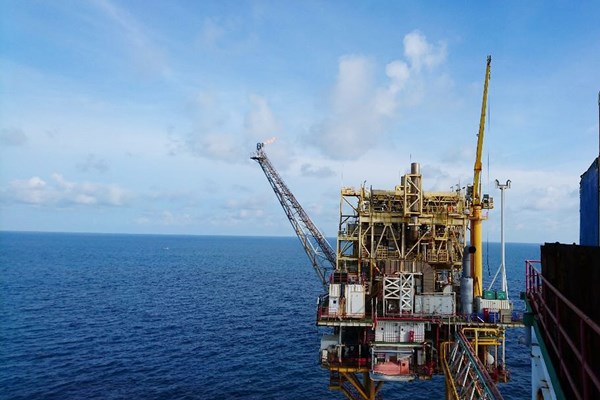 Chuẩn bị cho nhập khẩu và kinh doanh LNG tại Việt Nam  