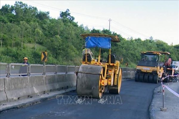 Sửa chữa hư hỏng và xử lý đơn vị chậm bảo hành Quốc lộ 1 qua Phú Yên